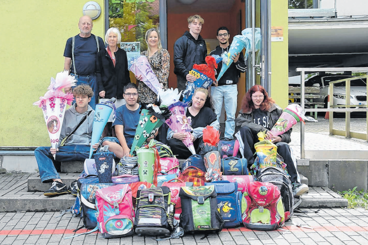 Das Schultütenprojekt hat zum 15. Mal stattgefunden. Das Schultütenprojekt hat zum 15. Mal stattgefunden.